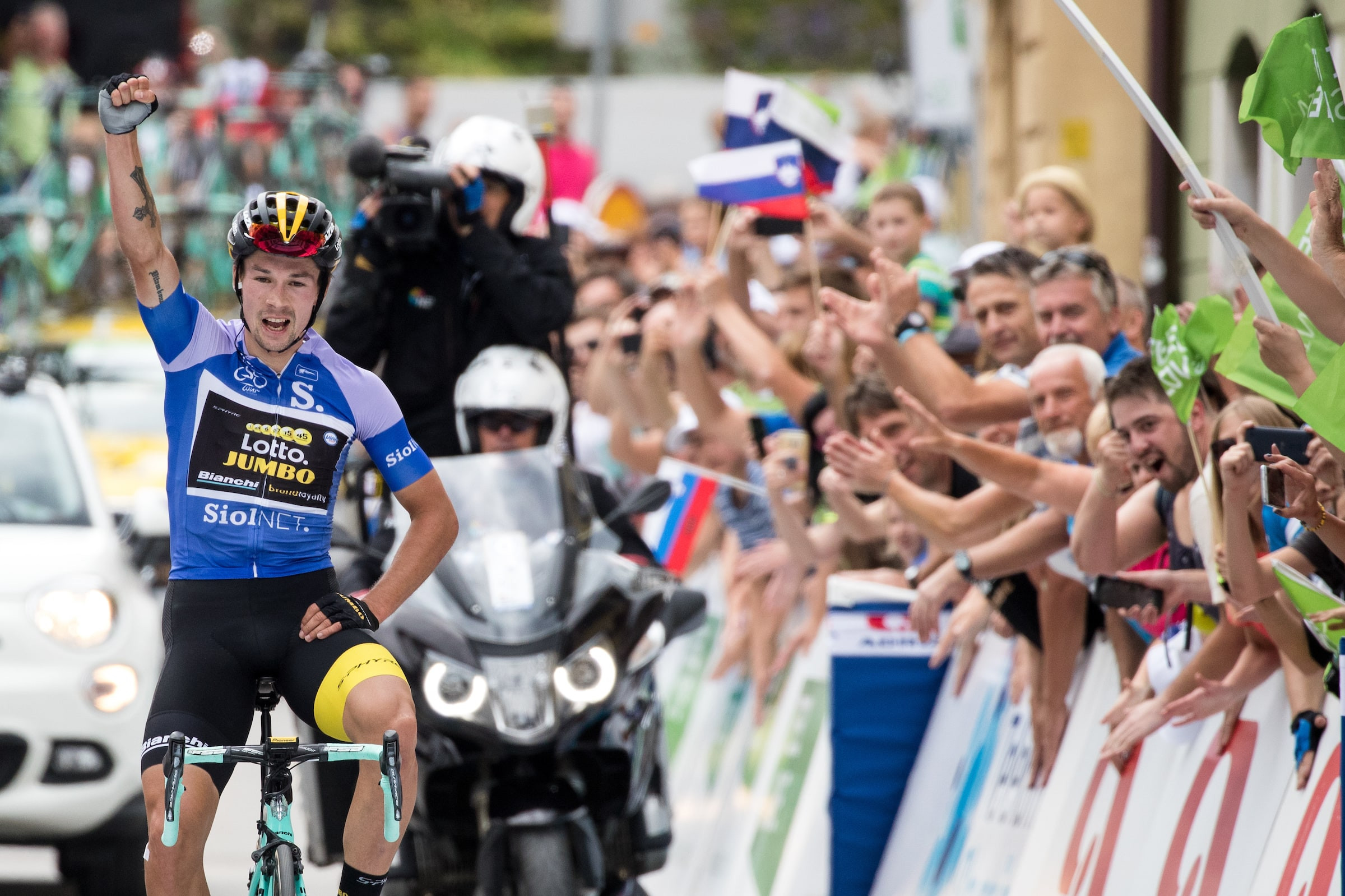 Primož Roglič takes spectacular victory on the Alps stage
